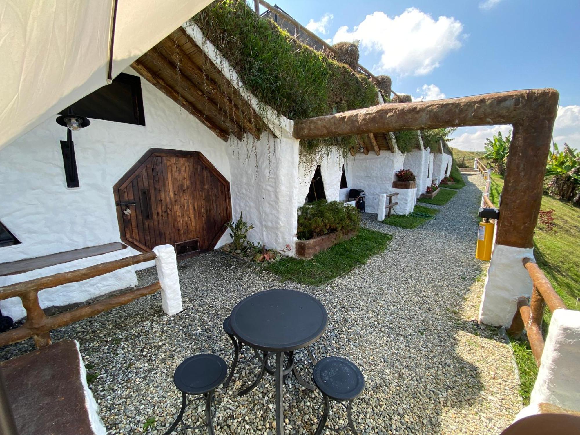Hobbit Hotel Ecolodge- Guatape Exterior photo
