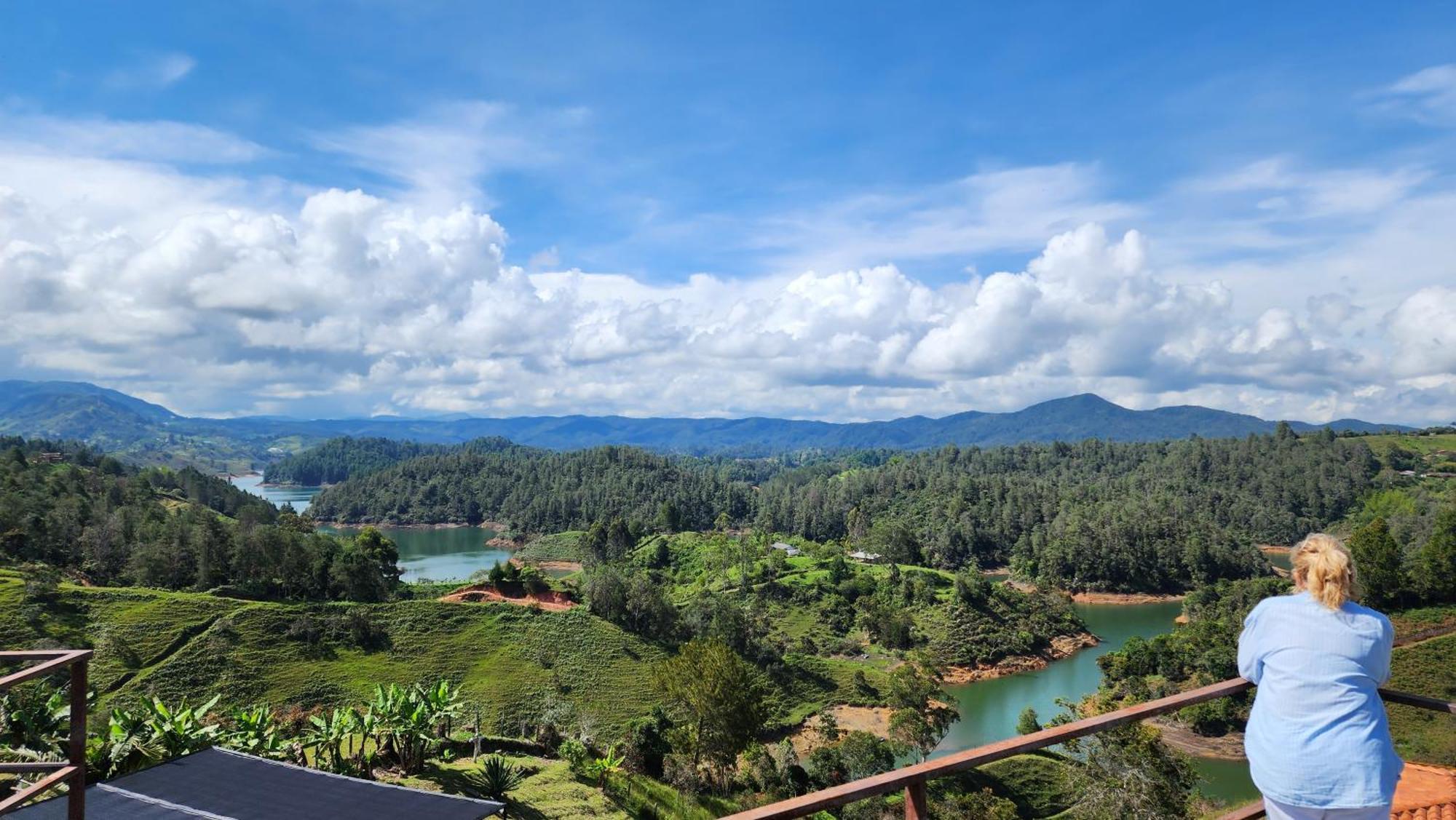Hobbit Hotel Ecolodge- Guatape Exterior photo